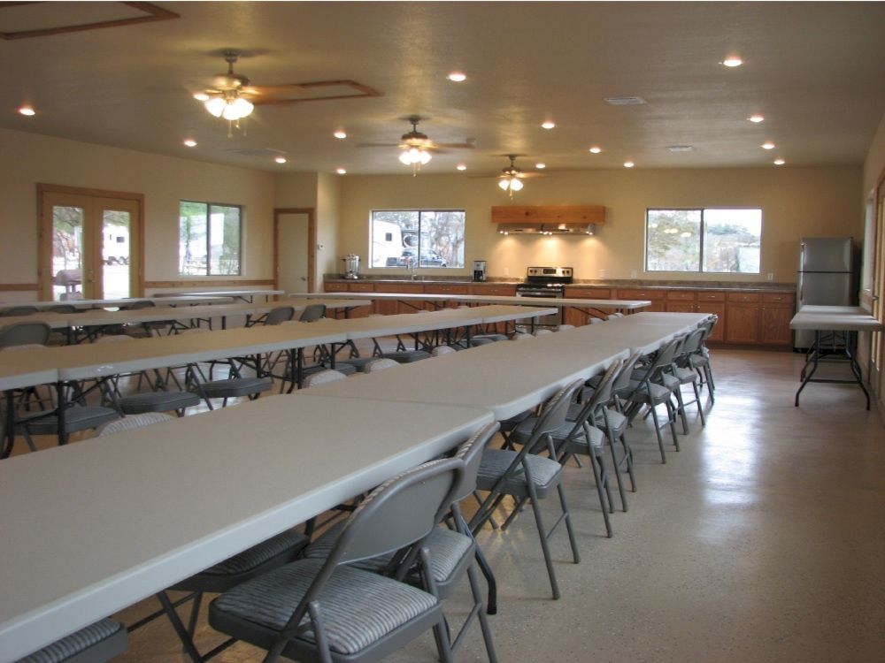 Top Of The Hill Rv Resort & Cabins Waring Exterior foto