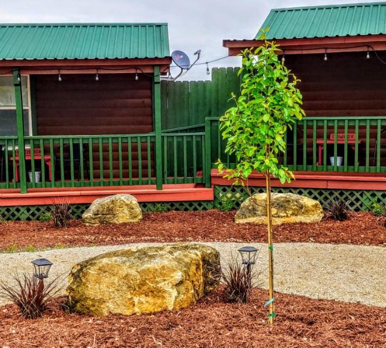Top Of The Hill Rv Resort & Cabins Waring Exterior foto